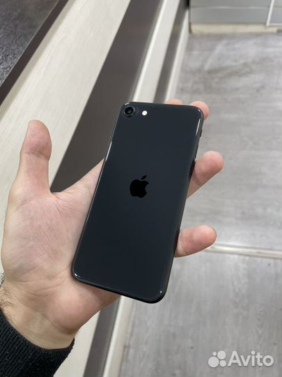 iPhone se 2020 128gb акб 87