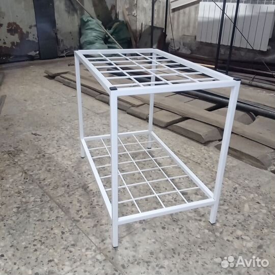 Стойка для хранения лыж