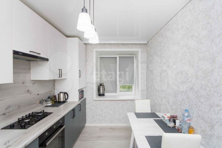 2-к. квартира, 51 м², 3/3 эт.