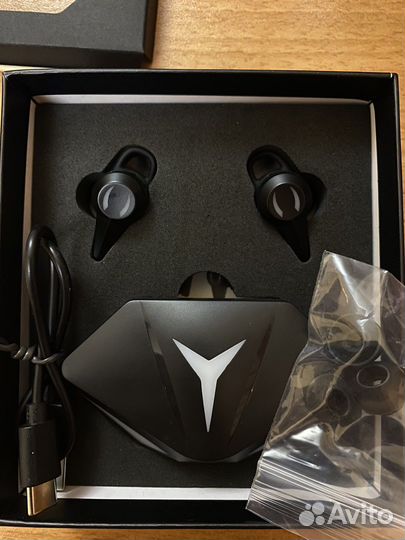 Беспроводные наушники TWS Hiper Mercury X12