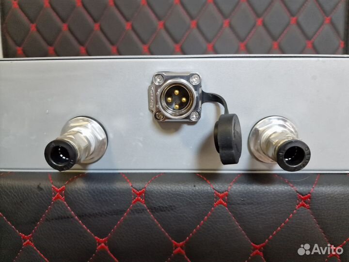 Блок питания APW 12 с водяным охлаждением