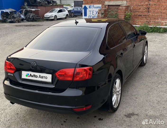 Volkswagen Jetta 1.6 AT, 2012, 199 000 км