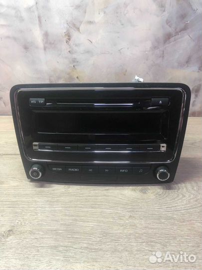 Магнитола Skoda Superb 2 3T 3T0035161K