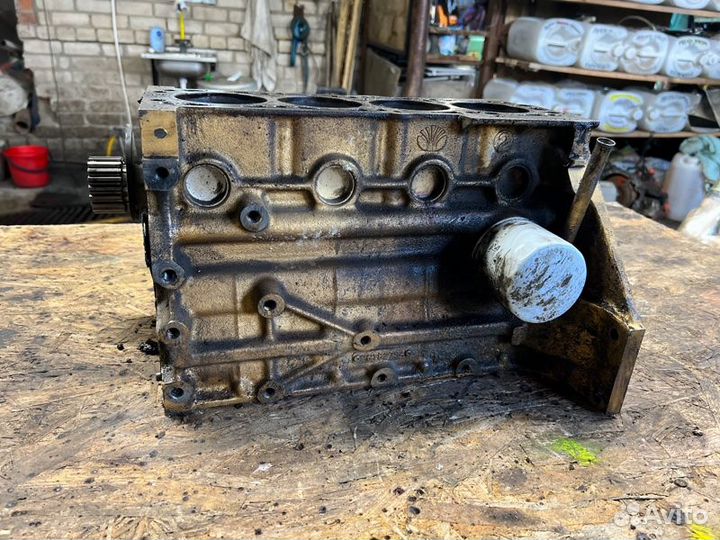 Блок двигателя Daewoo Nexia A15MF 2003