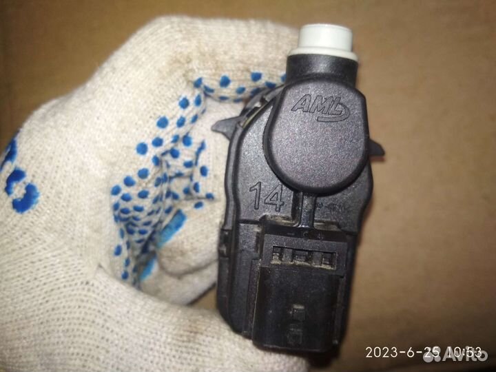 Электрокорректор фар Веста иксрей