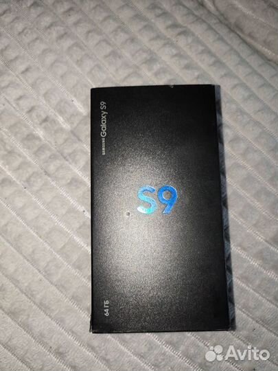 Samsung Galaxy S9, 4/64 ГБ