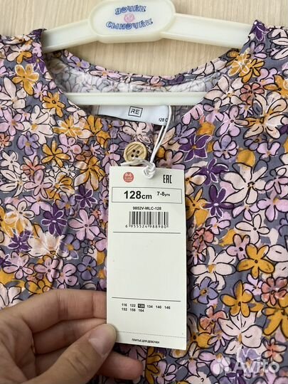 Платье для девочки 128 новое