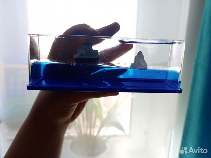 Корабль в бутылке