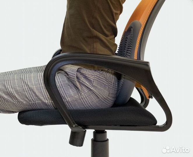 Массажно-балансировочная подушка с ручкой