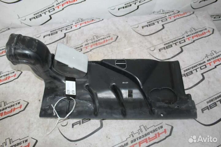 Воздухозаборник nissan cedric gloria HY34 MY34 16554AH100