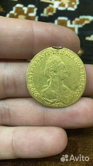 Золотая монета червонец Екатерины 2 редкая