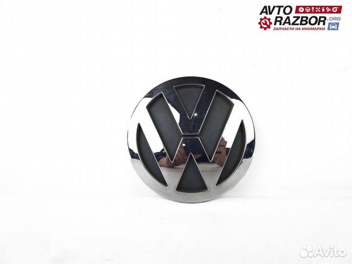 Эмблема VW Touareg 2002-2010