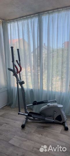 Эллиптический тренажер