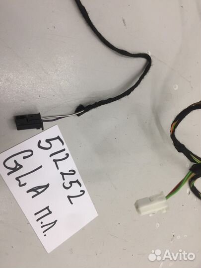 Электропроводка обшивки двери передней левой