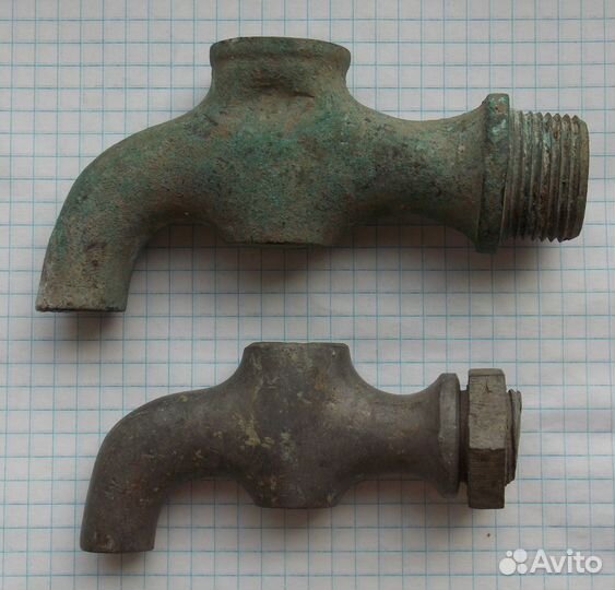 Корпусы раннесоветских бронзовых кранов