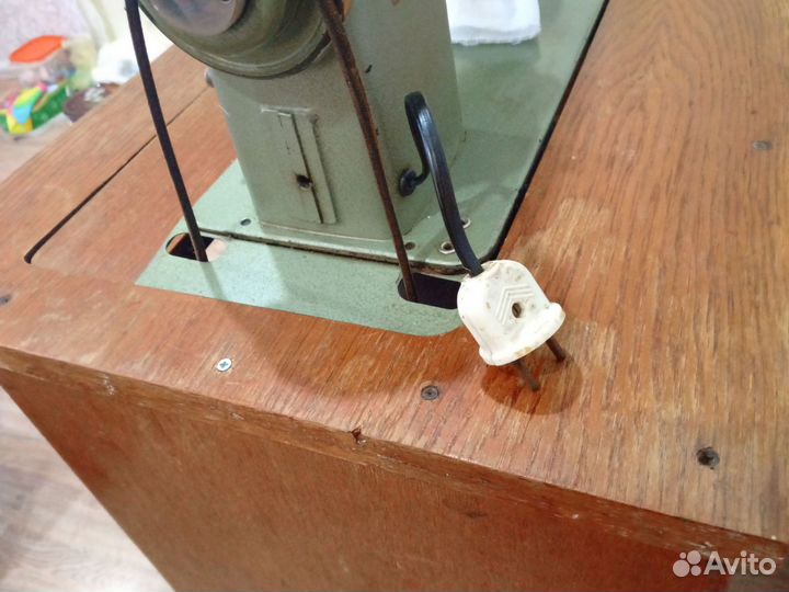 Немецкая швейная машина Веритас