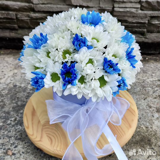 Цветы в коробке 239