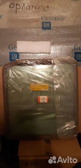 Стекло двери задней левой Discovery2