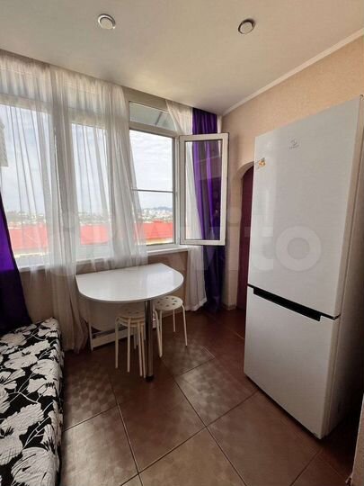 2-к. квартира, 44 м², 3/6 эт.