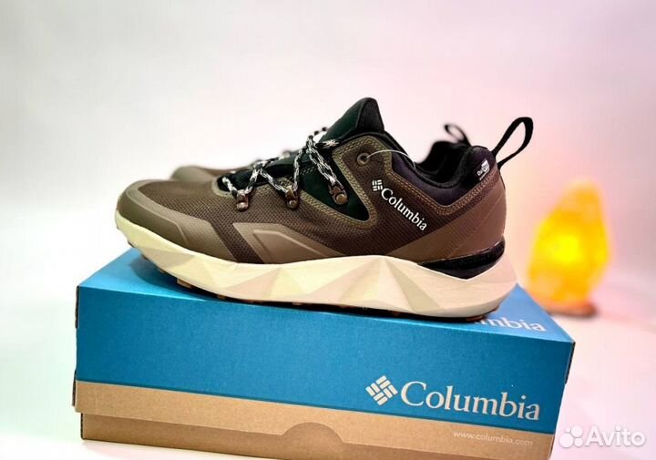 Кроссовки Columbia модные