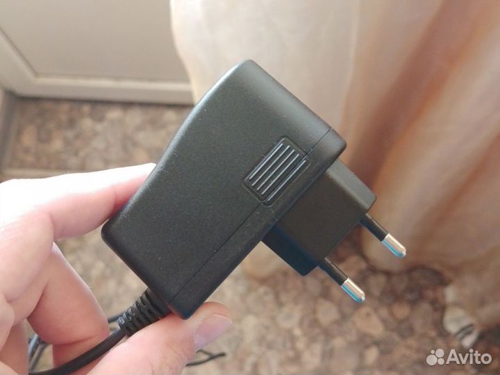 AC/DC Блок питания универсальный 5В 2А