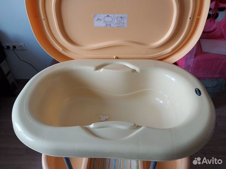 Детский пеленальный столик с ванночкой Brevi Acgua