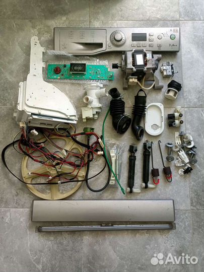 Запчасти от стиральной машины Ariston WMG 722 S