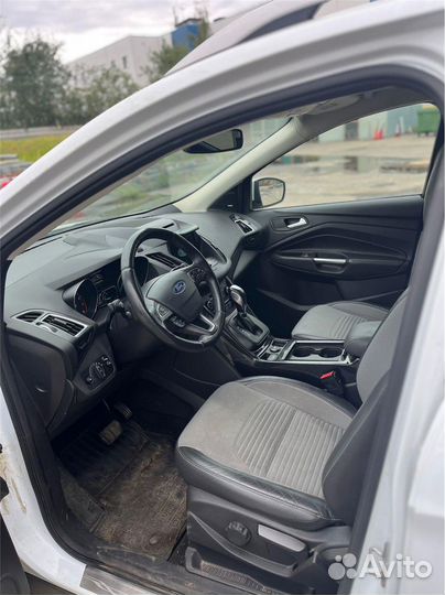 Ford Kuga 1.5 AT, 2017, 158 527 км
