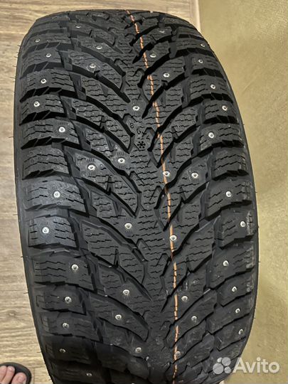 Nokian Tyres Hakkapeliitta 9 235/45 R18