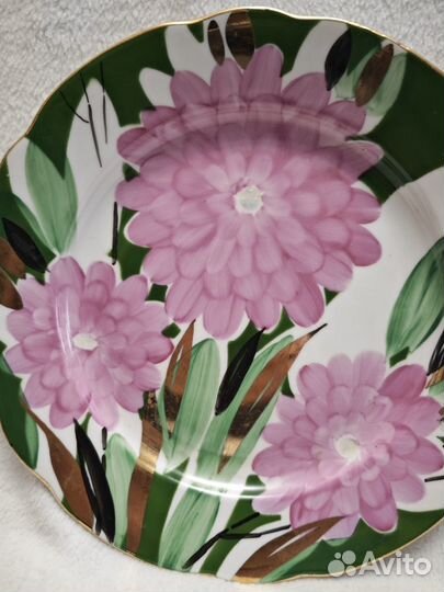 Тарелки настенные Пионы. Дулево. автор Яснецов