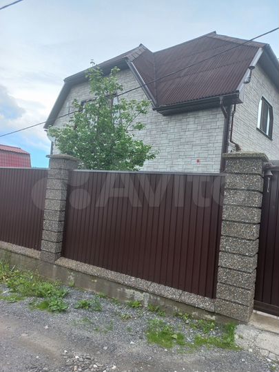 Дом 145 м² на участке 8 сот.