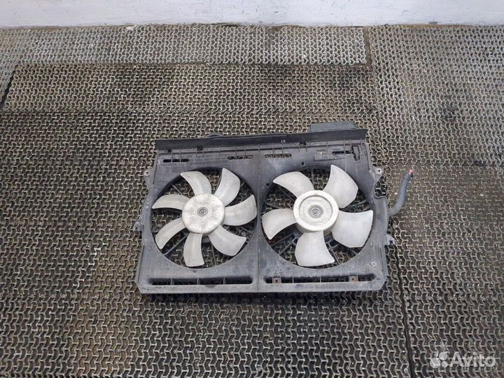 Вентилятор радиатора Toyota Corolla Verso, 2006