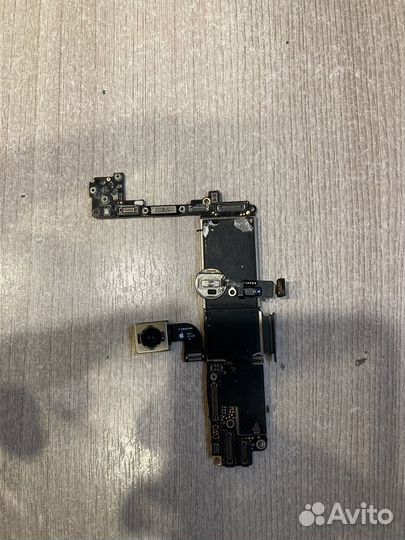 Запчасти на iPhone 8