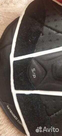 Нагрудник + коньки