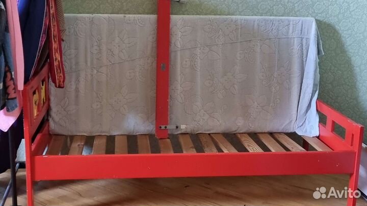 Детская кровать IKEA с матрасом
