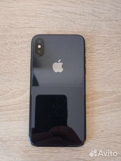 iPhone X, 64 ГБ