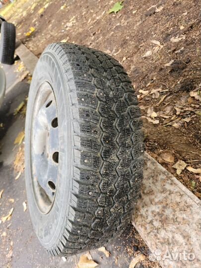 Dunlop SP Winter Ice 01 14/13.5 R14