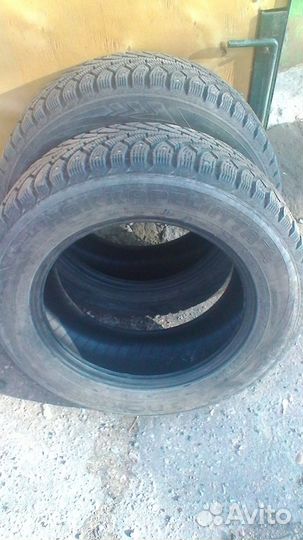 Nokian Tyres Hakkapeliitta 4 215/65 R16