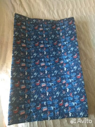 Пеленальная доска на кроватку