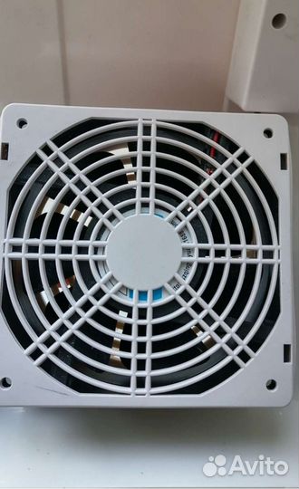 Пылесос (вытяжка) для маникюра, новый, 80 Вт