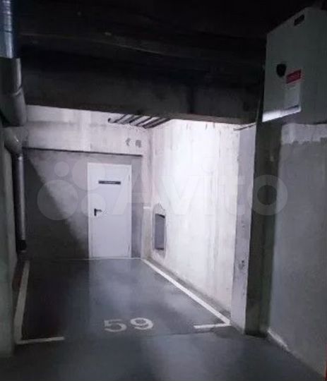 Машиноместо, 15 м²