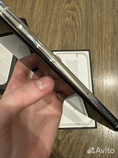iPhone 11 Pro, 64 ГБ