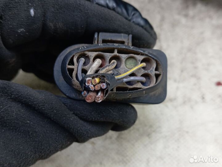 Разъём фары Audi A4 B7 галоген