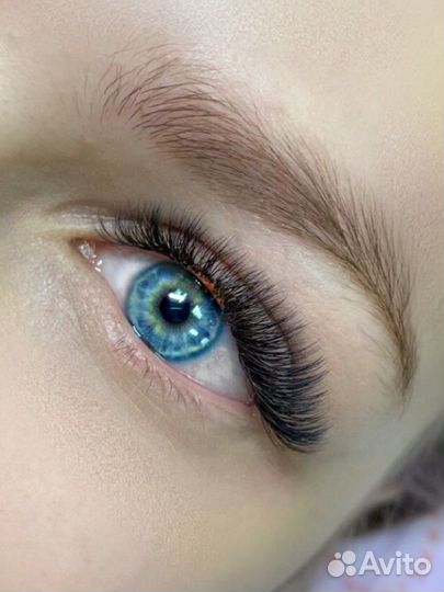 Наращивание ресниц /оформление бровей