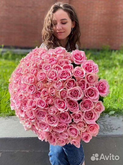 51 роза оптом. Розы по Новосибирску с доставкой