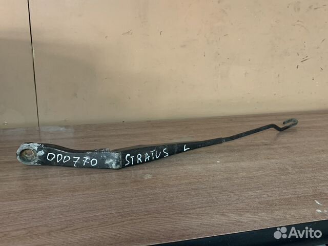 Поводок дворников Dodge Stratus