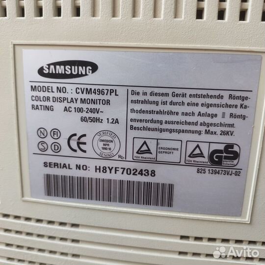 Монитор ЭЛТ для компьютера Samsung