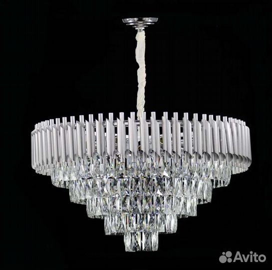 Бра и люстра большие маленькие