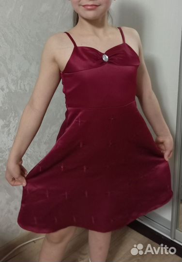 Нарядное платье для девочки