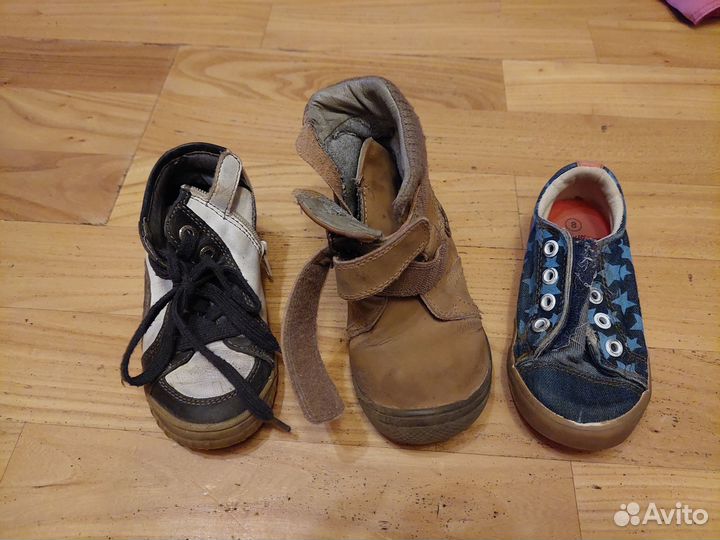 Книги и обувь для ребенка 2-3-х лет